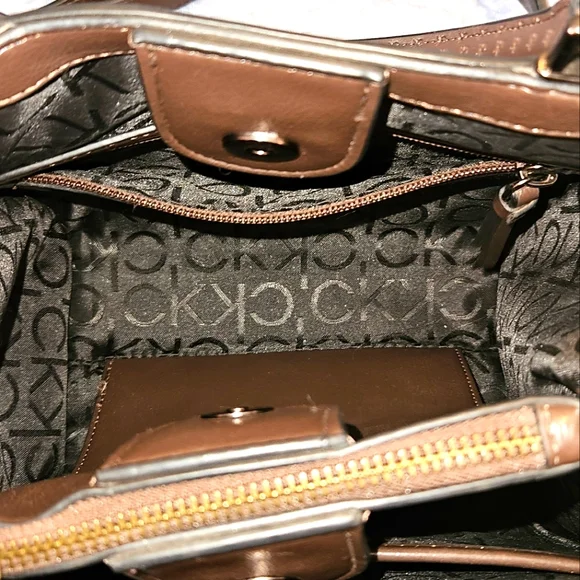 Calvin Klein Brown Leather Crossbody Bag - Picture 7 of 14